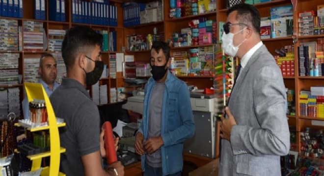  Vali Memiş Karayazı'da esnafı ziyaret etti